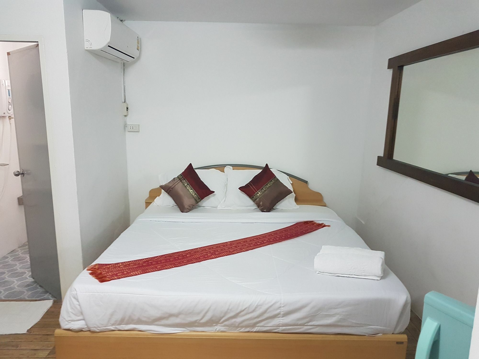 Chaam Guesthouse Cha-Am Eksteriør bilde
